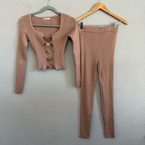 Immodel Knit long sleeve Set Size Medium Cut out Butterfly detail NWOT